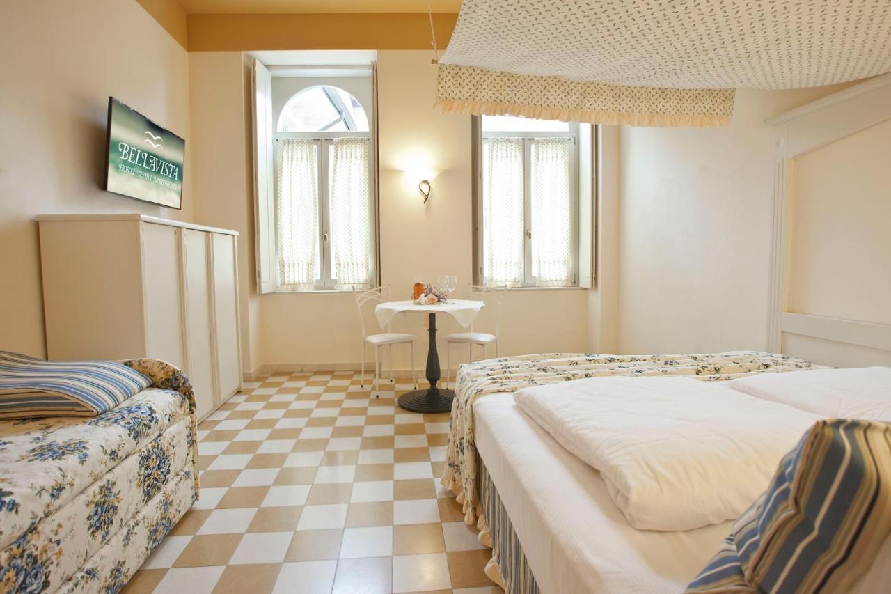 Bellavista Lakefront Hotel & Apartments Riva del Garda Luaran gambar