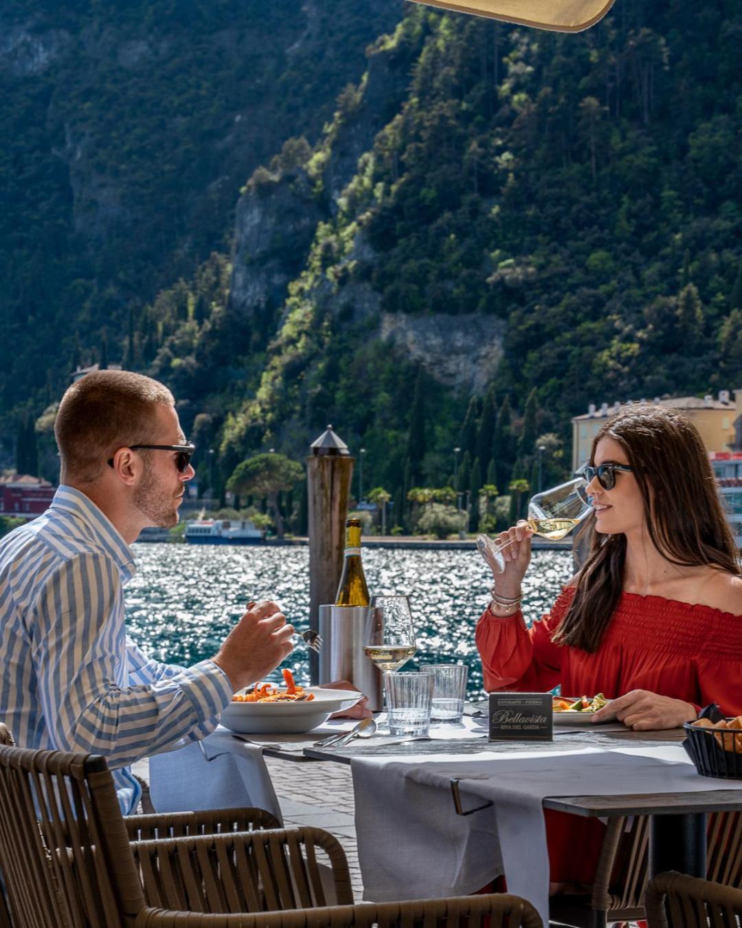 Bellavista Lakefront Hotel & Apartments Riva del Garda Luaran gambar